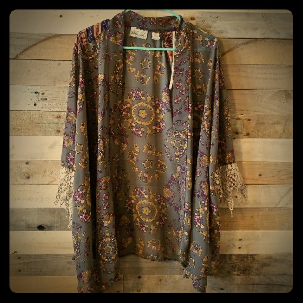 BKE Gimmicks cardigan